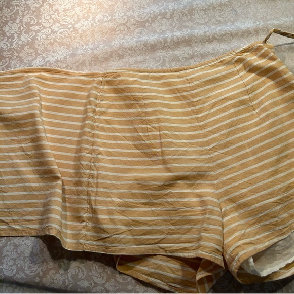 LSPACE ~ Waikiki Cotton Skort in Harborside Stripe size Small - Picture 11 of 14